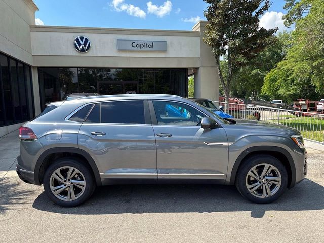 2024 Volkswagen Atlas Cross Sport 2.0T SEL R-Line