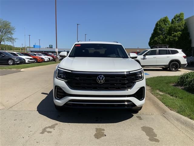 2024 Volkswagen Atlas Cross Sport 2.0T SEL R-Line