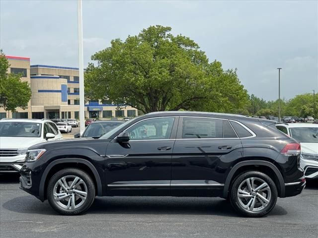 2024 Volkswagen Atlas Cross Sport 2.0T SEL R-Line