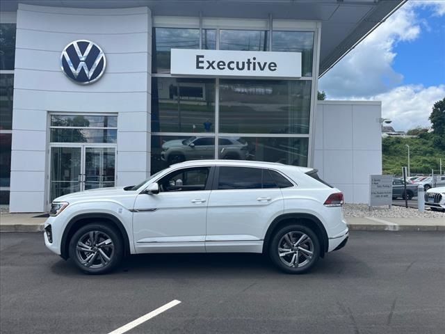 2024 Volkswagen Atlas Cross Sport 2.0T SEL R-Line