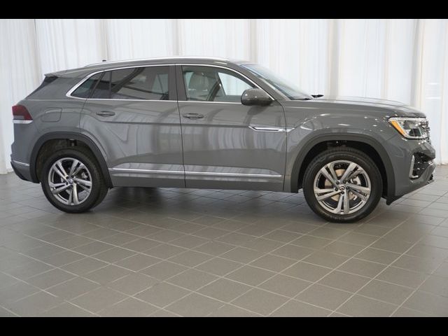 2024 Volkswagen Atlas Cross Sport 2.0T SEL R-Line