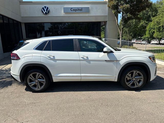 2024 Volkswagen Atlas Cross Sport 2.0T SEL R-Line