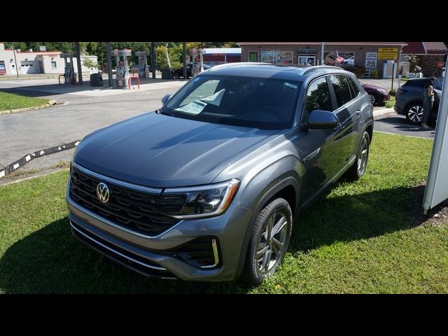 2024 Volkswagen Atlas Cross Sport 2.0T SEL R-Line