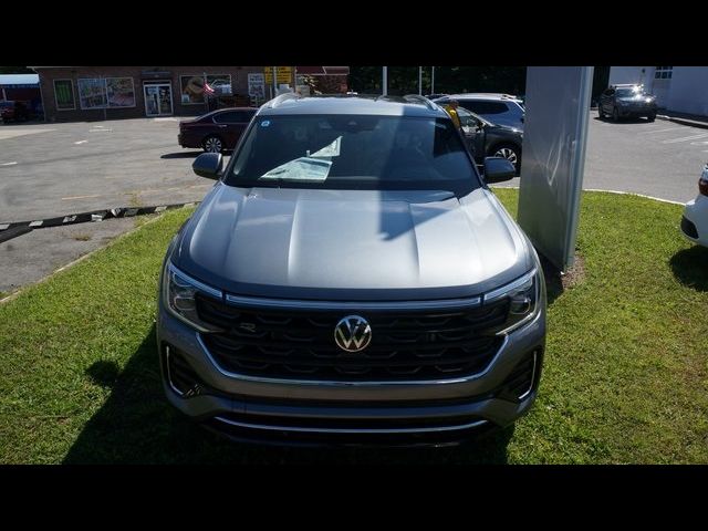 2024 Volkswagen Atlas Cross Sport 2.0T SEL R-Line