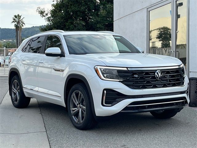 2024 Volkswagen Atlas Cross Sport 2.0T SEL R-Line