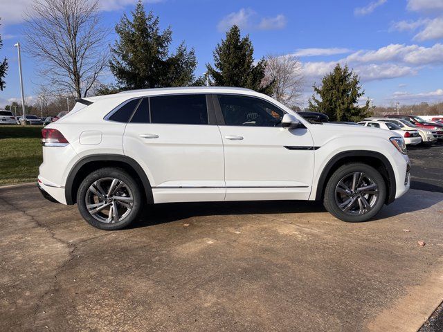 2024 Volkswagen Atlas Cross Sport 2.0T SEL R-Line