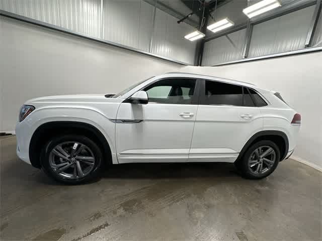 2024 Volkswagen Atlas Cross Sport 2.0T SEL R-Line