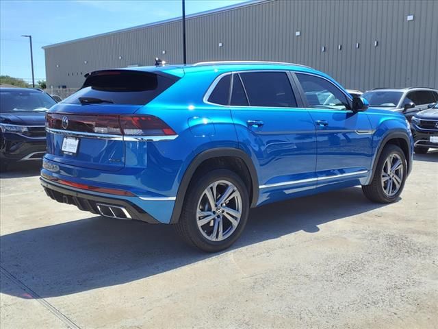 2024 Volkswagen Atlas Cross Sport 2.0T SEL R-Line