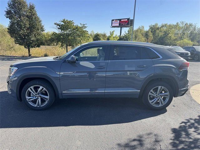 2024 Volkswagen Atlas Cross Sport 2.0T SEL R-Line