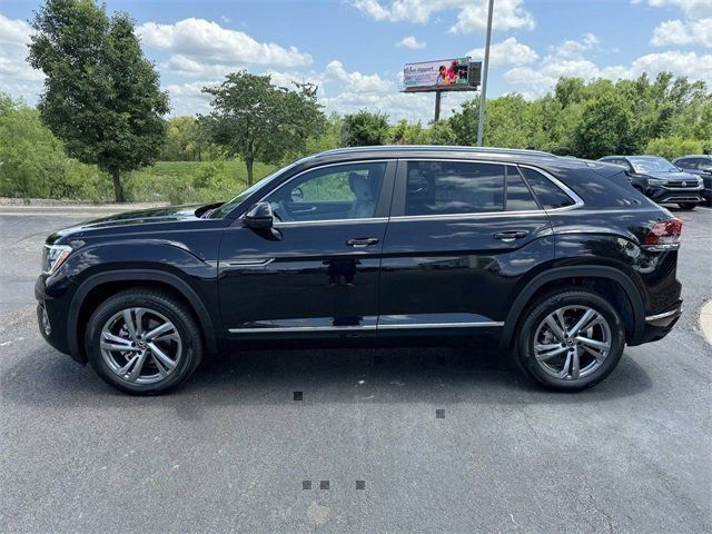 2024 Volkswagen Atlas Cross Sport 2.0T SEL R-Line