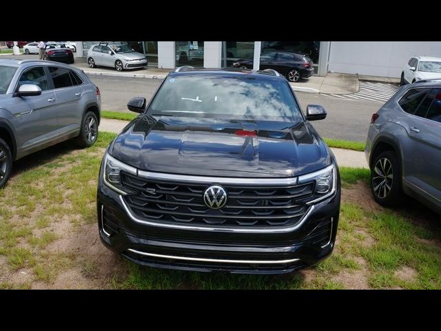 2024 Volkswagen Atlas Cross Sport 2.0T SEL R-Line