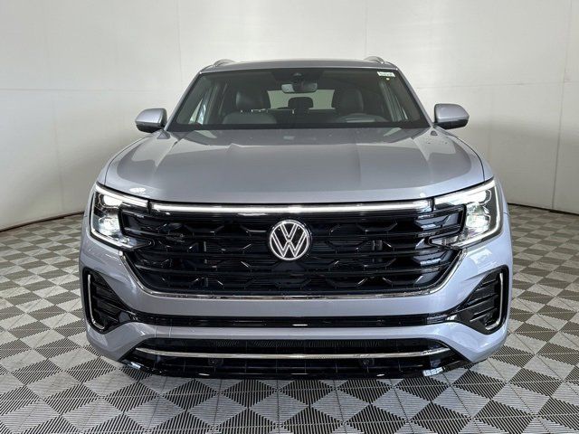 2024 Volkswagen Atlas Cross Sport 2.0T SEL R-Line