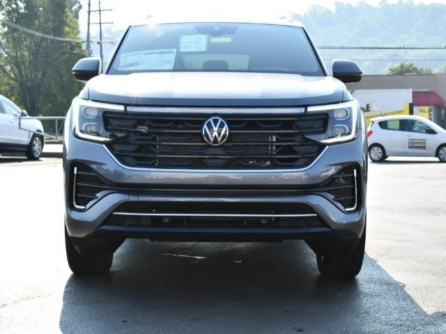 2024 Volkswagen Atlas Cross Sport 2.0T SEL R-Line