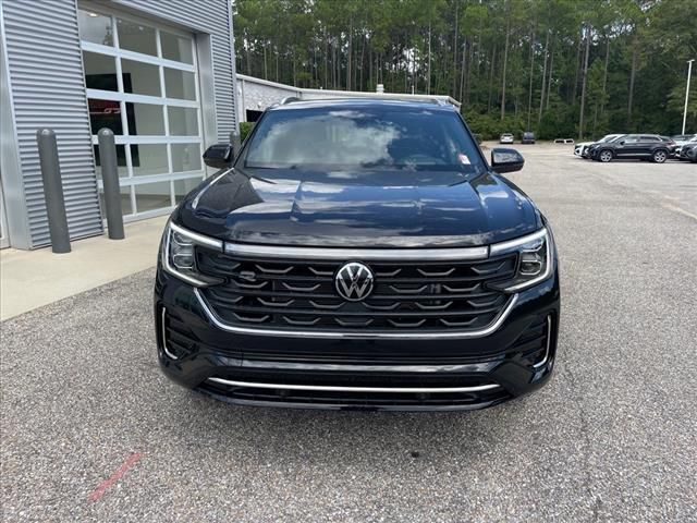 2024 Volkswagen Atlas Cross Sport 2.0T SEL R-Line