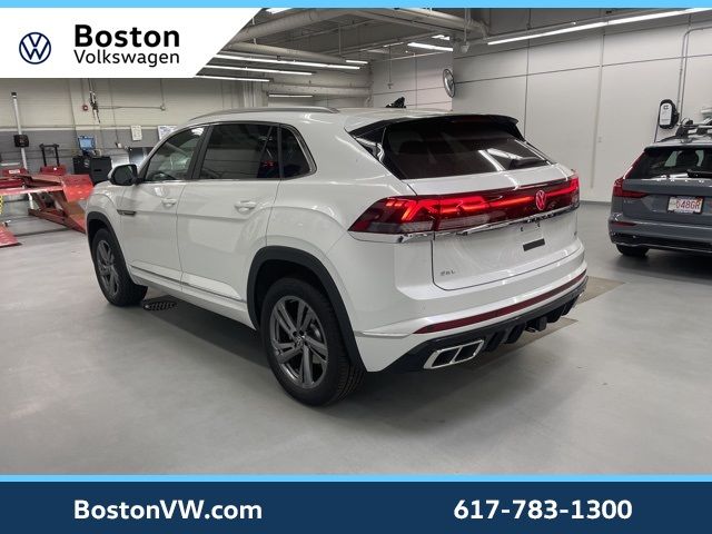 2024 Volkswagen Atlas Cross Sport 2.0T SEL R-Line