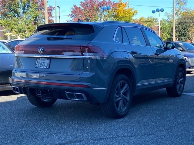 2024 Volkswagen Atlas Cross Sport 2.0T SEL R-Line