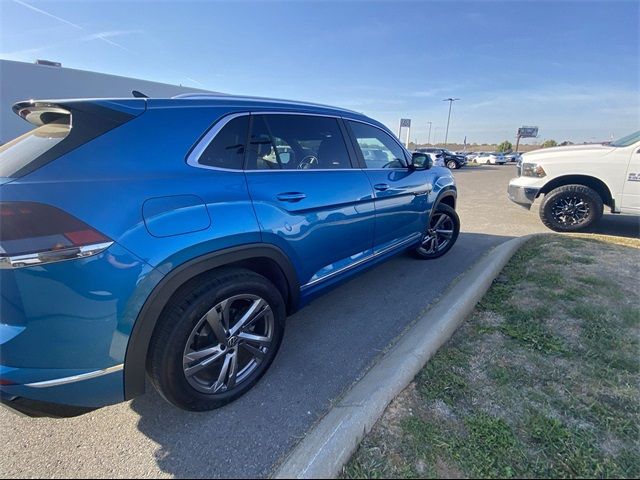 2024 Volkswagen Atlas Cross Sport 2.0T SEL R-Line