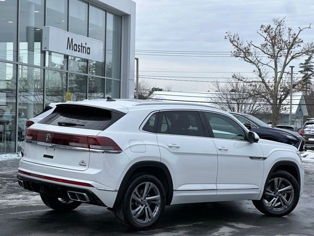 2024 Volkswagen Atlas Cross Sport 2.0T SEL R-Line