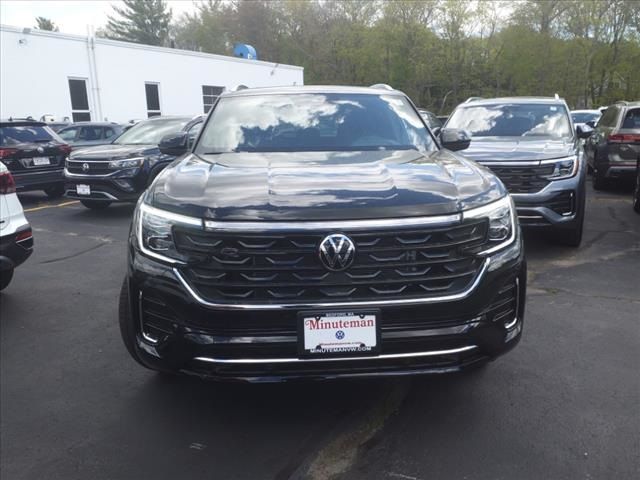 2024 Volkswagen Atlas Cross Sport 2.0T SEL R-Line