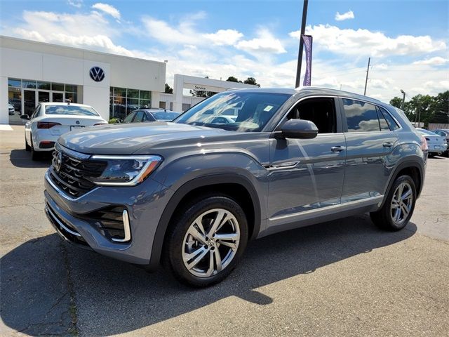 2024 Volkswagen Atlas Cross Sport 2.0T SEL R-Line