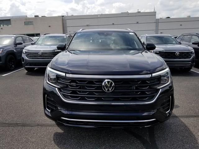 2024 Volkswagen Atlas Cross Sport 2.0T SEL R-Line