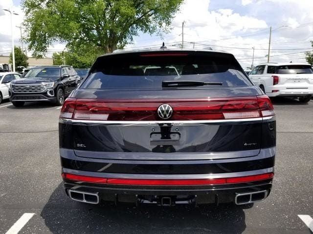 2024 Volkswagen Atlas Cross Sport 2.0T SEL R-Line