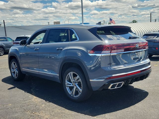 2024 Volkswagen Atlas Cross Sport 2.0T SEL R-Line