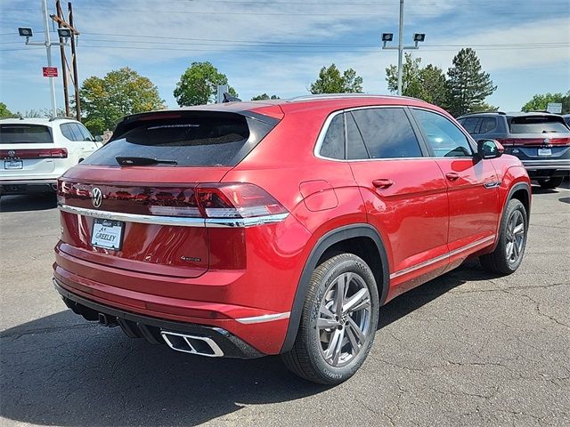 2024 Volkswagen Atlas Cross Sport 2.0T SEL R-Line