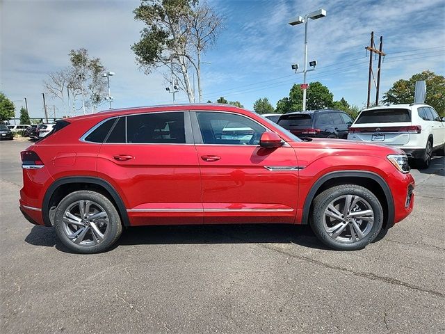 2024 Volkswagen Atlas Cross Sport 2.0T SEL R-Line