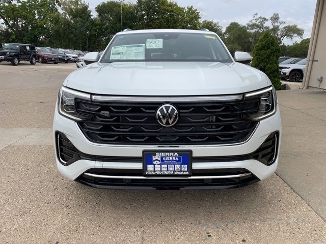 2024 Volkswagen Atlas Cross Sport 2.0T SEL R-Line