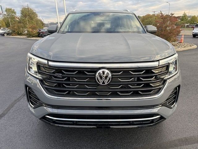 2024 Volkswagen Atlas Cross Sport 2.0T SEL R-Line