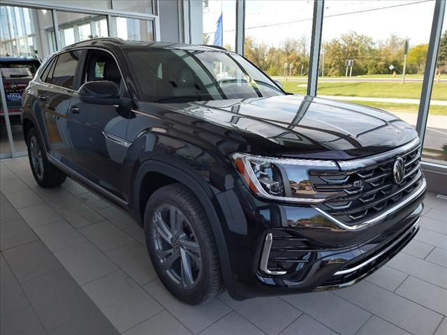 2024 Volkswagen Atlas Cross Sport 2.0T SEL R-Line