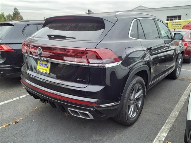 2024 Volkswagen Atlas Cross Sport 2.0T SEL R-Line