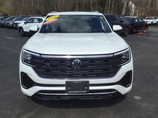 2024 Volkswagen Atlas Cross Sport 2.0T SEL R-Line