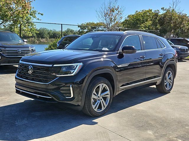 2024 Volkswagen Atlas Cross Sport 2.0T SEL R-Line