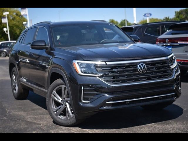 2024 Volkswagen Atlas Cross Sport 2.0T SEL R-Line