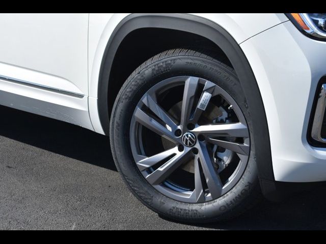 2024 Volkswagen Atlas Cross Sport 2.0T SEL R-Line