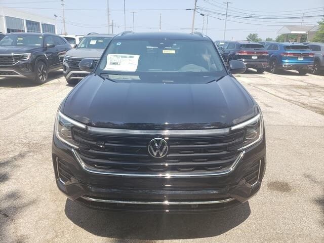 2024 Volkswagen Atlas Cross Sport 2.0T SEL R-Line