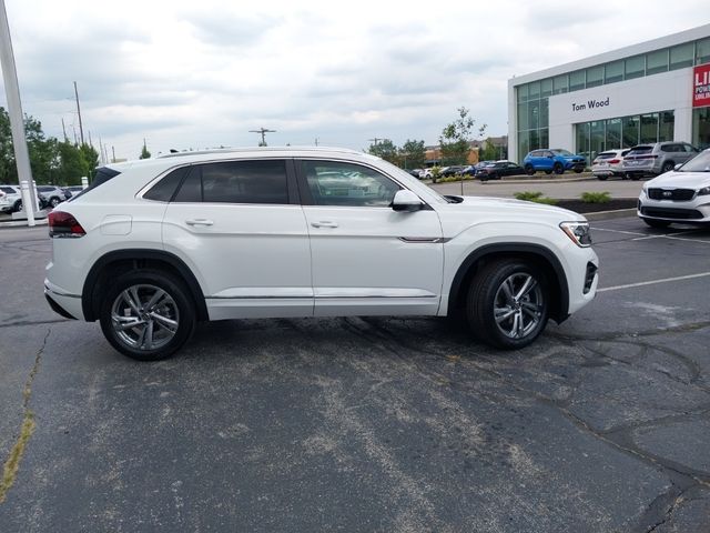 2024 Volkswagen Atlas Cross Sport 2.0T SEL R-Line