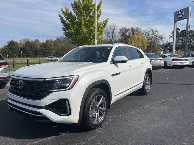 2024 Volkswagen Atlas Cross Sport 2.0T SEL R-Line