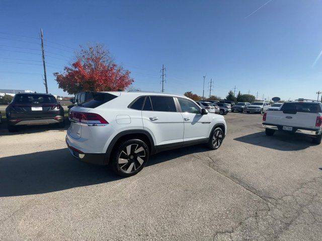 2024 Volkswagen Atlas Cross Sport 2.0T SE Technology