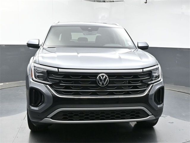 2024 Volkswagen Atlas Cross Sport 2.0T SE Technology