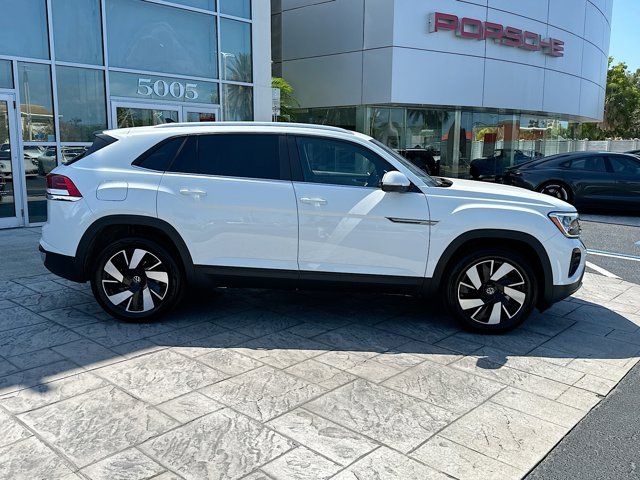 2024 Volkswagen Atlas Cross Sport 2.0T SE Technology