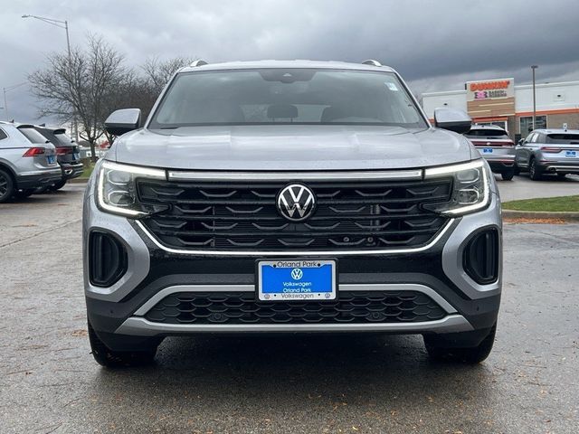 2024 Volkswagen Atlas Cross Sport 2.0T SE Technology