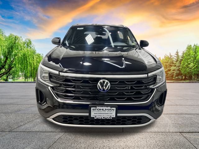 2024 Volkswagen Atlas Cross Sport 2.0T SE Technology