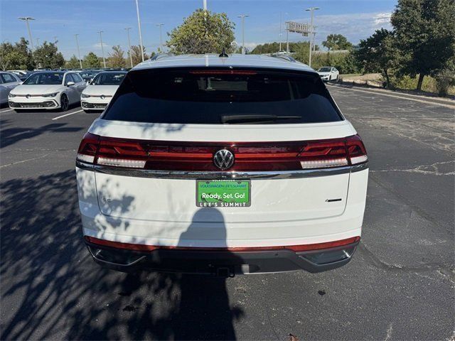 2024 Volkswagen Atlas Cross Sport 2.0T SE Technology