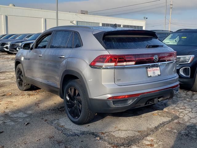 2024 Volkswagen Atlas Cross Sport 2.0T SE Technology