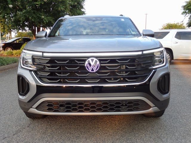 2024 Volkswagen Atlas Cross Sport 2.0T SE Technology