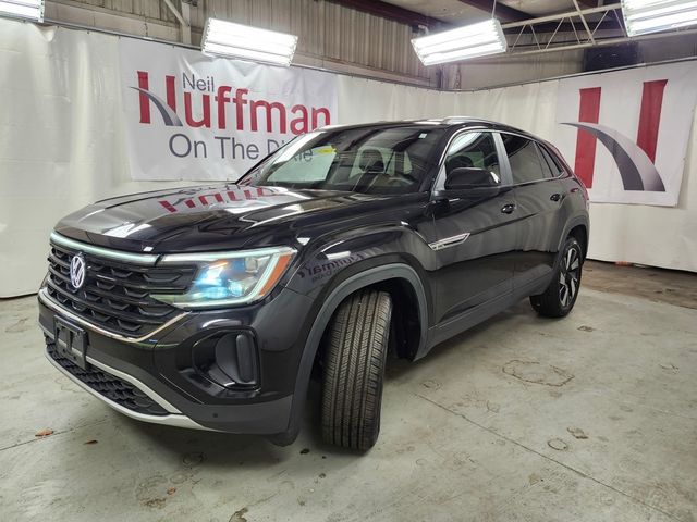 2024 Volkswagen Atlas Cross Sport 2.0T SE Technology