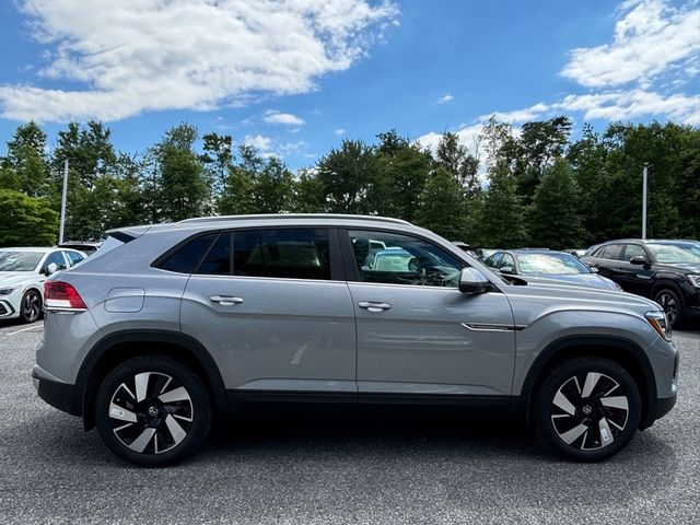 2024 Volkswagen Atlas Cross Sport 2.0T SE Technology